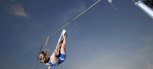 全运会八强战爆出冷门！山东泰山大胜皇家马德里，争冠形势突变