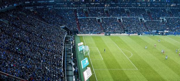 总决赛最新形势：波尔图高居榜首，那不勒斯强势追赶，冠军归属成迷