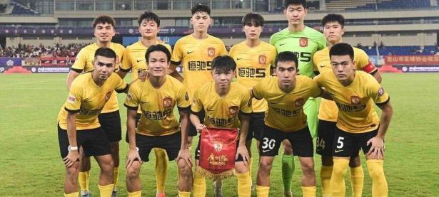广州队摘下历史性胜利，刷新赛季纪录