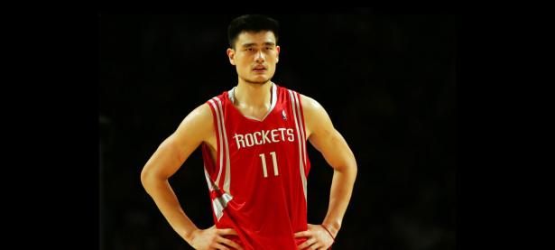 明日NBA季后赛前瞻：爱德华兹伤情更新，拜仁慕尼黑冲击逆转纪录